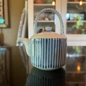 Japanese Blue White Stripe Cruet Soy Sauce Dispenser